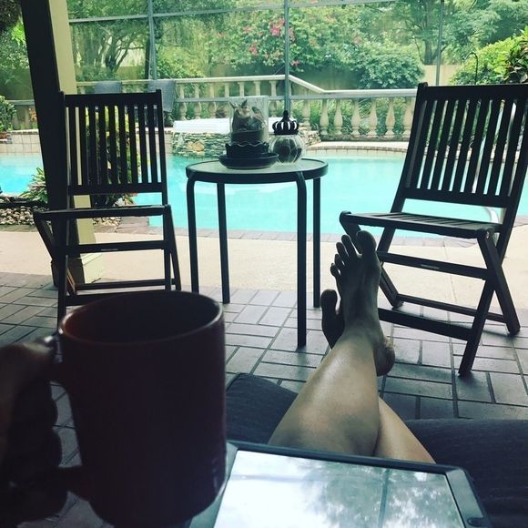 FOLLOW ....LIKE to SAVE closet & Shop Often. - Picture 4 of 4